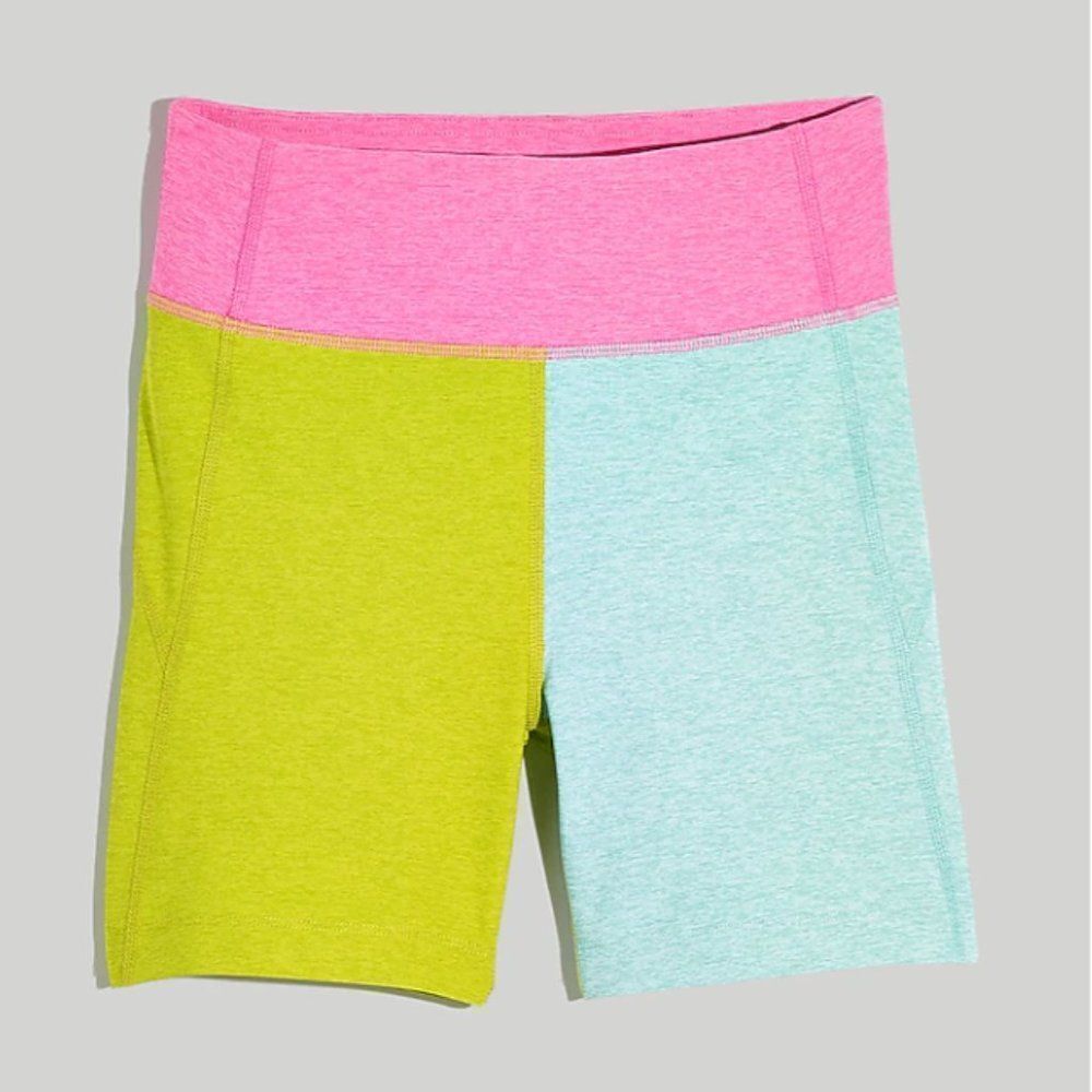 Outdoor Voices 5" Warmup Biker Shorts in Colorblock